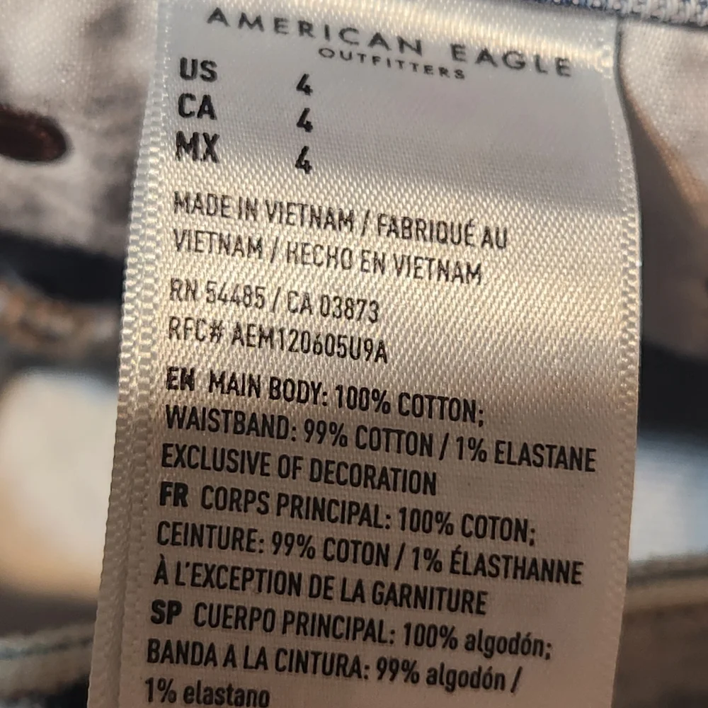 American Eagle Distressed Light Blue Denim Shorts Teen  Sz 4 - Picture 13 of 13